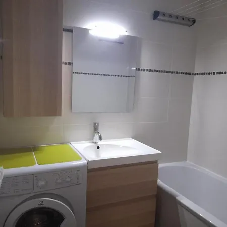 Apartment 6 Personnes Au Pied Des Pistes A Gourette, Sejour Avec Balcon, Parking Eaux-Bonnes